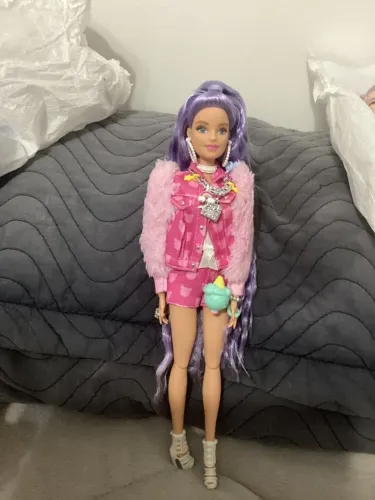 Boneca Barbie extra n. 6 completa