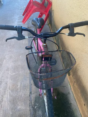 Bicicleta rosa feminina 