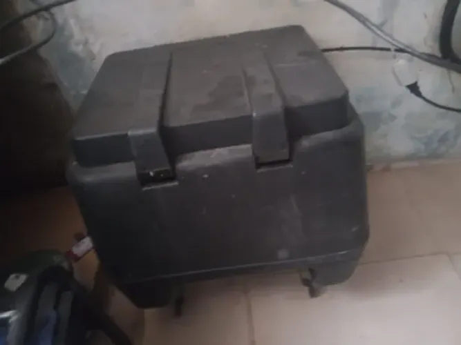 Bau Para Moto 80 Litros Com Suporte
