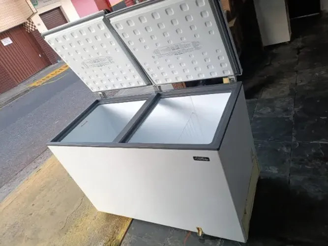 Vende-se Freezer Esmaltec 439L, 2 portas, semmi-novo