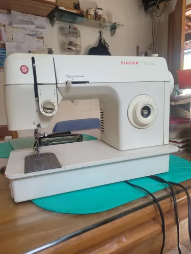 Maquina singer com defeito 