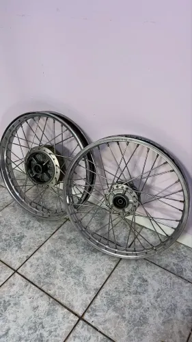Par de rodas Raiadas a disco 160/150 