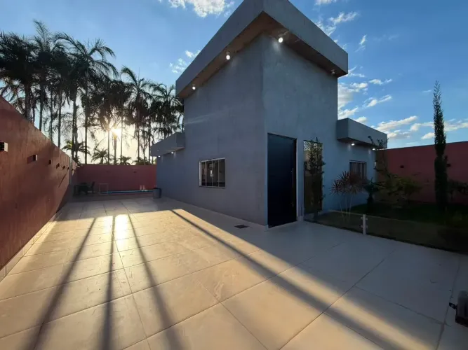 Casa em Condomínio Fechado na Ponte Alta Norte | Suíte, Piscina Aquecida e Área Gourmet In