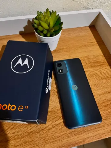 V/T Moto E13