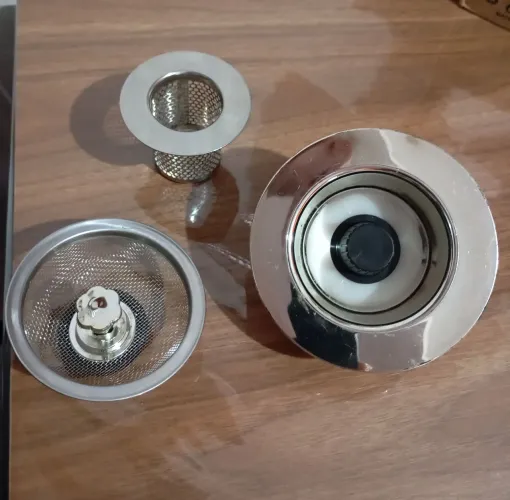 Conjunto 3 ralos para pias, lavatórios e tanques.