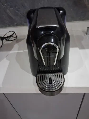 Cafeteira Delta Cápsulas