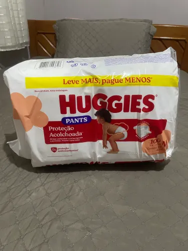 Fralda Huggies 100un