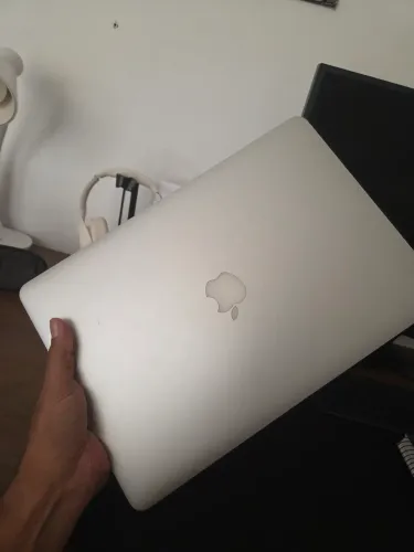 macbook pro 2015 i7 16gb
