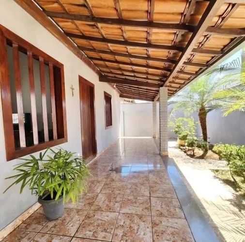Vende-se Casa Imobiliada 3 quartos