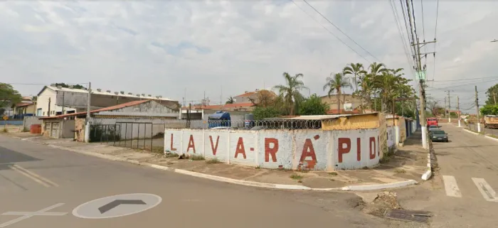 PASSA-SE PONTO: LAVA-RÁPIDO COMPLETO + ESTACIONAMENTO EM PORTO FELIZ