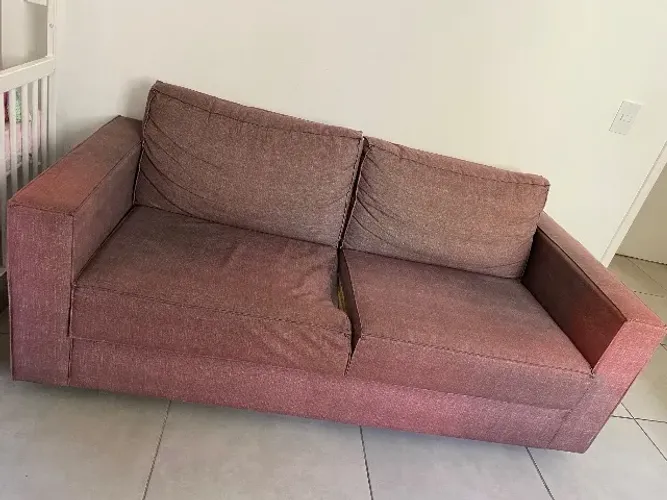 Sofá usado em bom estado