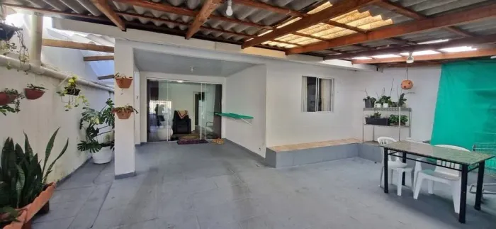 Vende-se Casa em Soteco