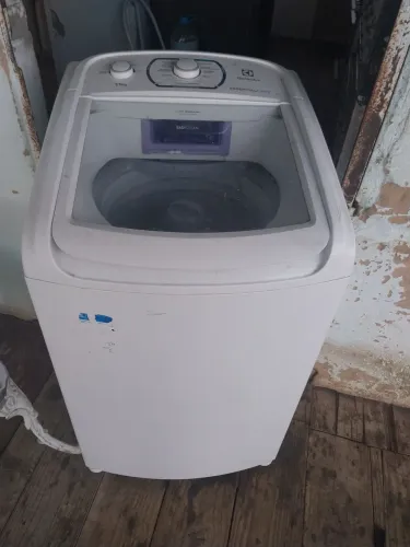 Lava roupas electrolux 11kg seminovo 3meses de garantia