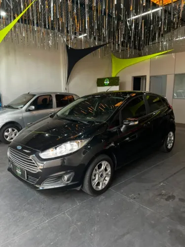 Ford Fiesta 1.5 16V Flex Mec. 5P 2015