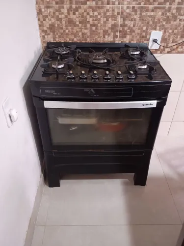 Fogão 5 Bocas Mueller Automático Piacere Vetro Preto