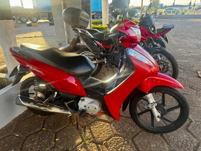 Honda Biz 125 KS - Roda Palito