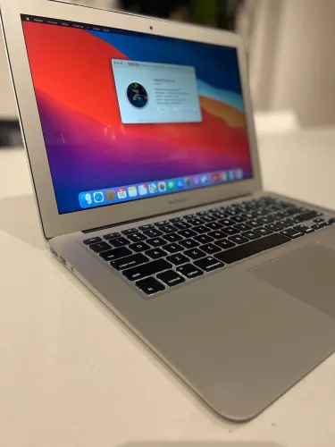 MacBook Air 13inch 2014