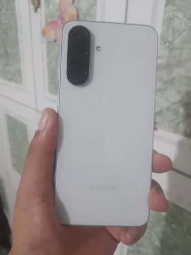 Samsung A56 branco 128GB 8GB RAM estado de novo sem detalhes