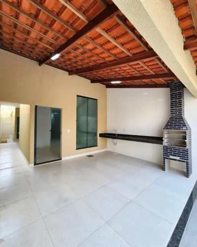 VENDO CASA EM MARACANÃ