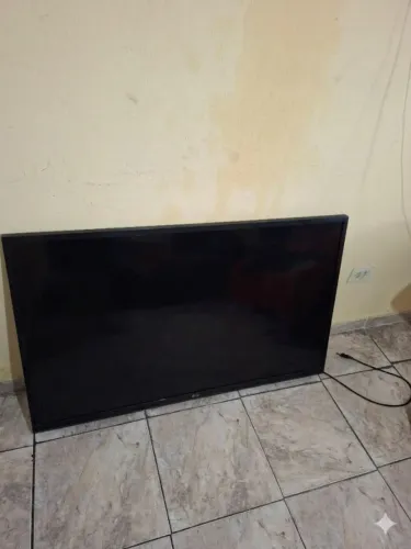 TV LG Plasma 50" 50PA4500 com defeito - Liga e Desliga - Para Conserto