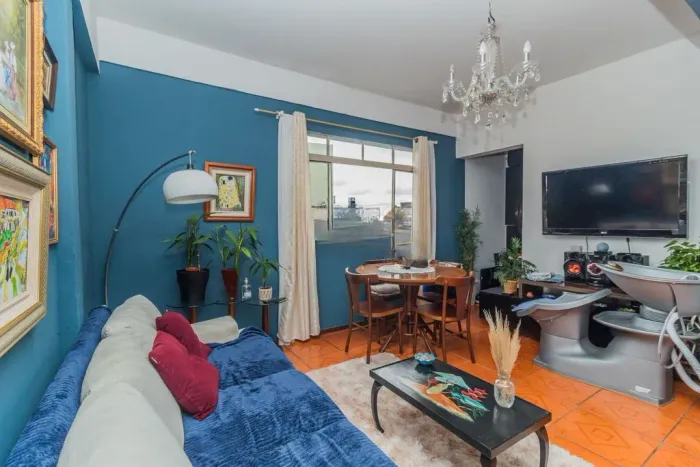 Apartamento 2 dorms à venda Rua São Carlos, Floresta - Porto Alegre