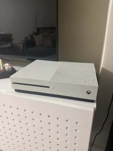 Xbox One S + Controle