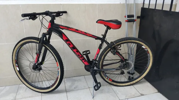 Vende-Se bicicleta