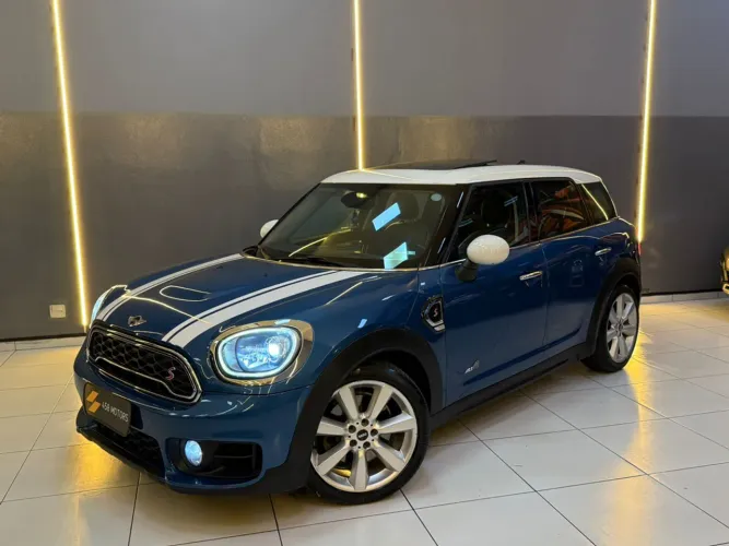 Mini Cooper Country. John Works All4 2.0 Aut. 2017
