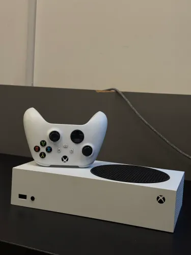 XBOX SERIE S - Perfeito estado