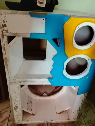 Vendo caixa para fazer um som automotivo 