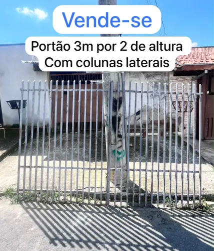 Portão de garagem usado