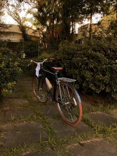 Bicicleta retrô - Studio Vila Matilde