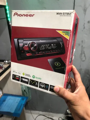 Auto rádio PIONEER modelo pega controle
