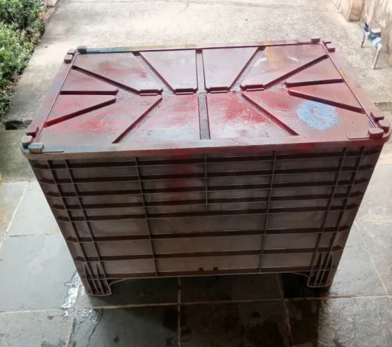 Contêiner de Plástico Resistente 370 Litros BH/MG