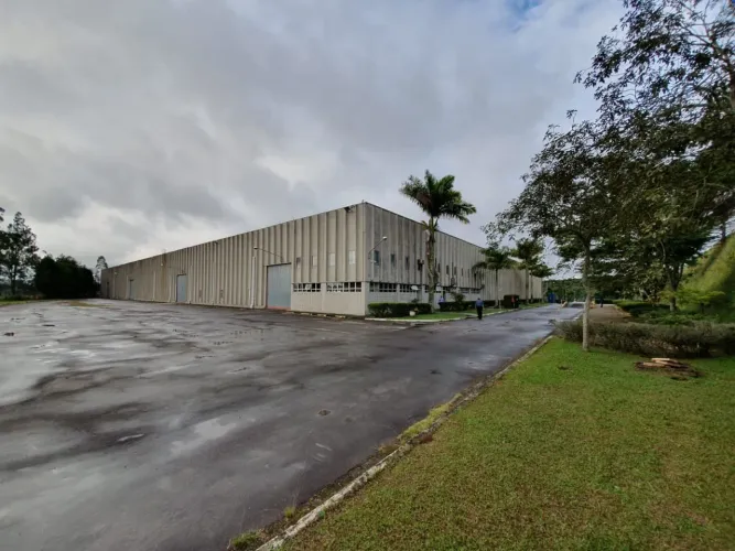 GALPÃO INDUSTRIAL/COMERCIAL em ITAPECERICA DA SERRA - SP, POTUVERÁ