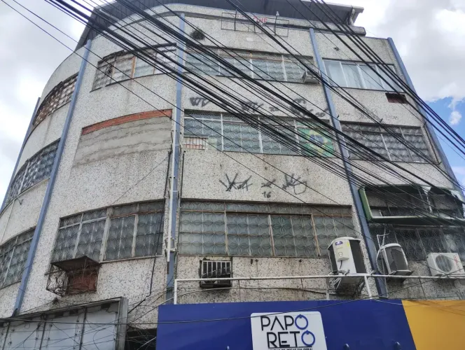 Vendo Sala em Nova Iguaçu