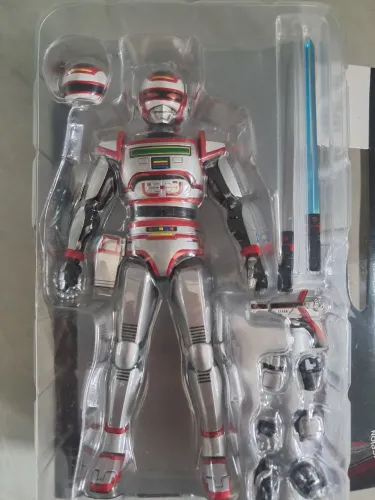 Juspion (S.H.Figuarts - Bandai)