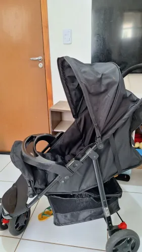 Vendo Carrinho de Bebê