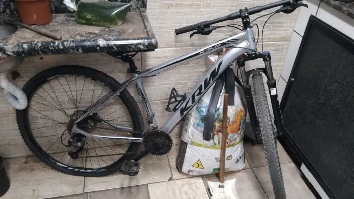Vendo a bicicleta aro 29 KRW