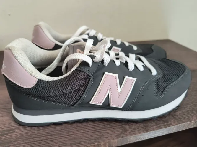 Tênis New Balance 500 V2 Grafite n°39(Novo)