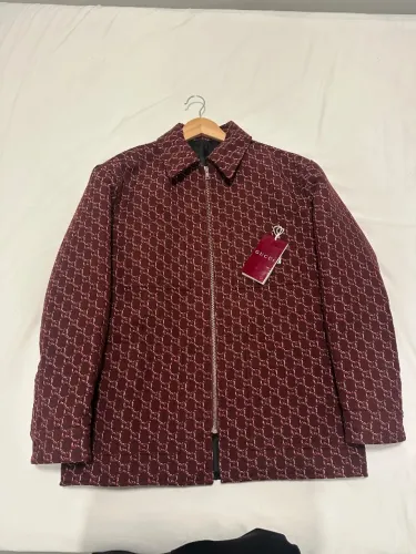 Jaqueta de Lã Bouclé com Monograma GG da Gucci (Gucci Men's Wool-Blend GG Monogram Jacket)
