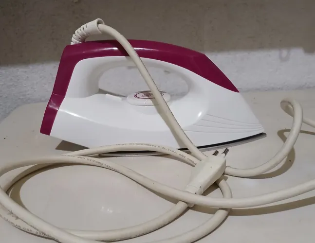 VENDO FERROR DE PASSAR