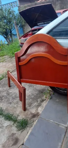 Cama solteiro em bom estado