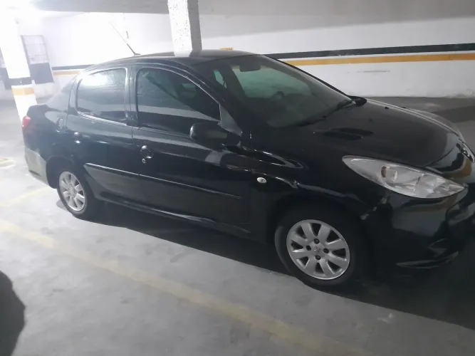 Peugeot 207 Sed. Passion XR Sport 1.4 Flex 8V 4P 2010