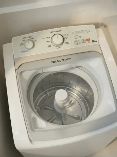 Máquina de lavar roupa 9kg - Novíssima