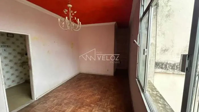 Apartamento : / Residencial / Humaitá