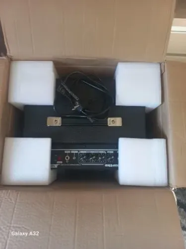Amplificador de contrabaixo Hartke HD-50