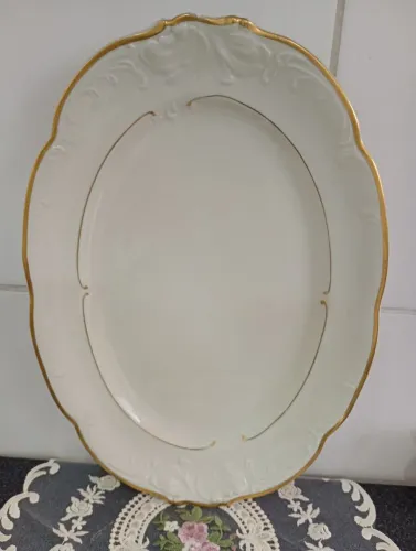 Linda travessa em porcelana polonesa KPM