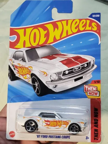 67 Ford Mustang Coupe - Hot Wheels