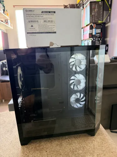 GABINETE SUPER FRAME AQUÁRIO + SUPORTE LIAN LI VERTICAL 4.0